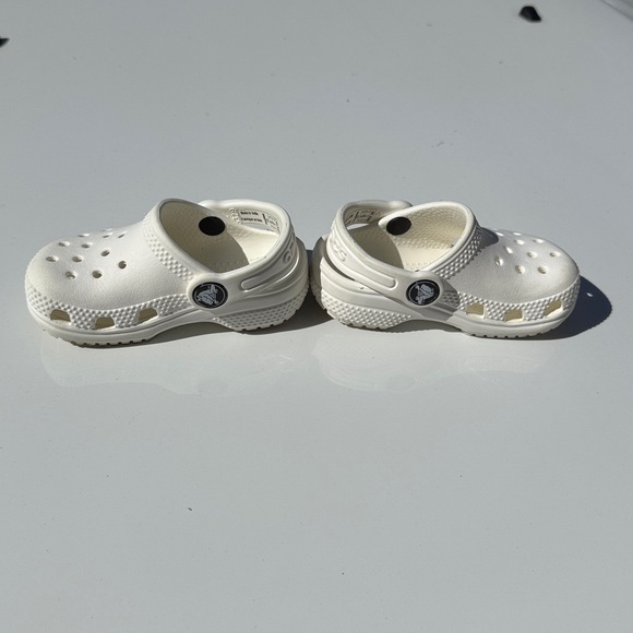 CROCS Kids Classic White Sandals - Picture 2 of 5